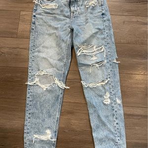 Women’s American Eagle Mom Jeans